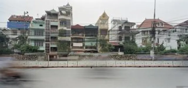 Bild: galerieGEDOKmuc Eröffnung der Ausstellung Hanoi-Moving/Barbara Wolff am 15.10.2009