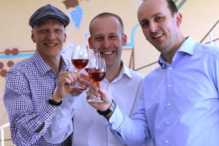 dreizehn° - Dein Wein: Das erste soziale Weinportal ist online Bild: dreizehn° - Dein Wein: Das erste soziale Weinportal ist online