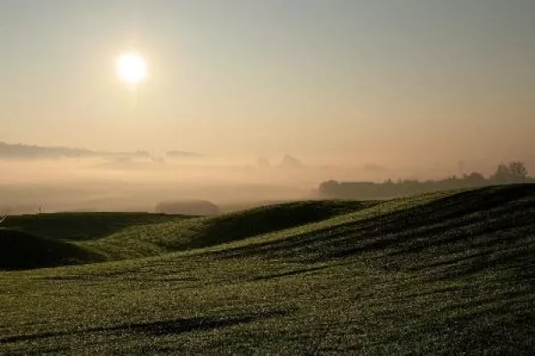 Bild: Golfen mit Weitblick - Der umweltgerechte Golfpark von Bad Birnbach