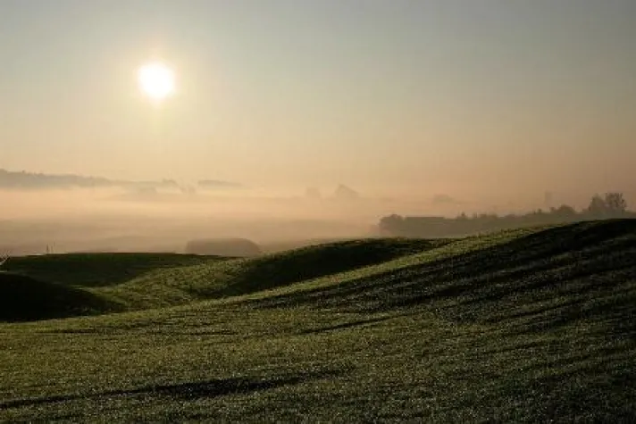Bild: Golfen mit Weitblick - Der umweltgerechte Golfpark von Bad Birnbach