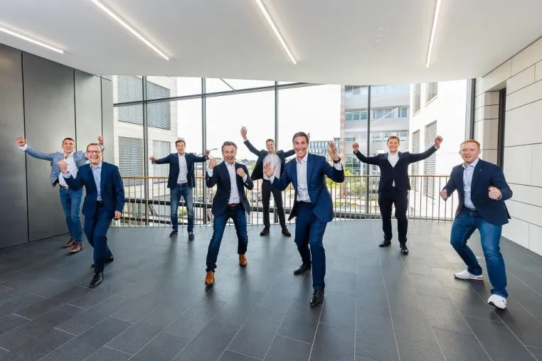 Bild: Connected Fueling: DKV sichert sich Minderheitsbeteiligung an PACE Telematics