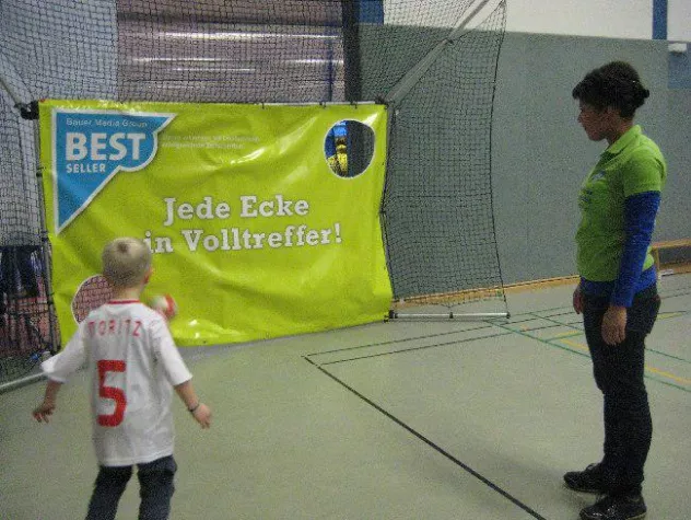 Bild: Promotionagentur bewirbt Bestseller-Ecke der Bauer Media Group