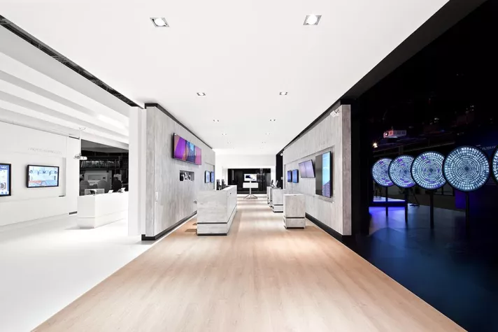 Technologien zum Anfassen - NEC auf der ISE 2017 Bild: Technologien zum Anfassen - NEC auf der ISE 2017