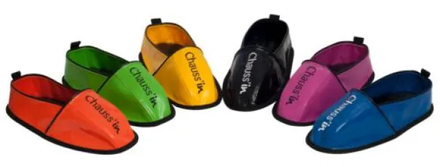 Bild: Chauss‘in - Der neue Überschuh für saubere Schuhe und Böden