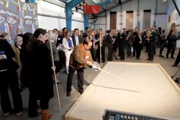 Bild: 700 Gäste bei der Preview zur Kunstausstellung Mélange in Hilden