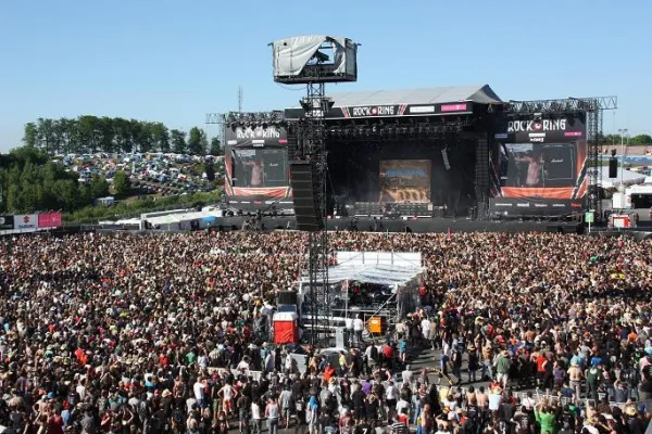 Dienstleister eps rockt am Ring und im Park Bild: Dienstleister eps rockt am Ring und im Park