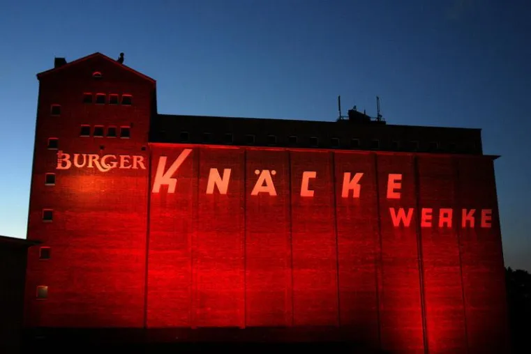 Eventagentur Leipzig feiert 80. Jahre Burger Knäcke Bild: Eventagentur Leipzig feiert 80. Jahre Burger Knäcke