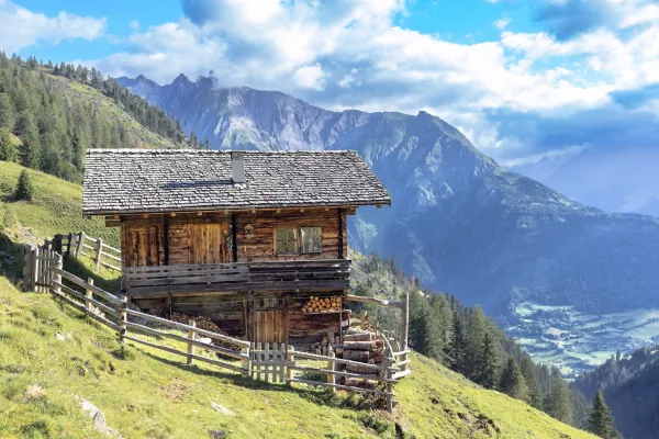 Urlaub in unsicheren Zeiten: Berghütten bieten krisensichere Auszeit in der Natur Bild: Urlaub in unsicheren Zeiten: Berghütten bieten krisensichere Auszeit in der Natur