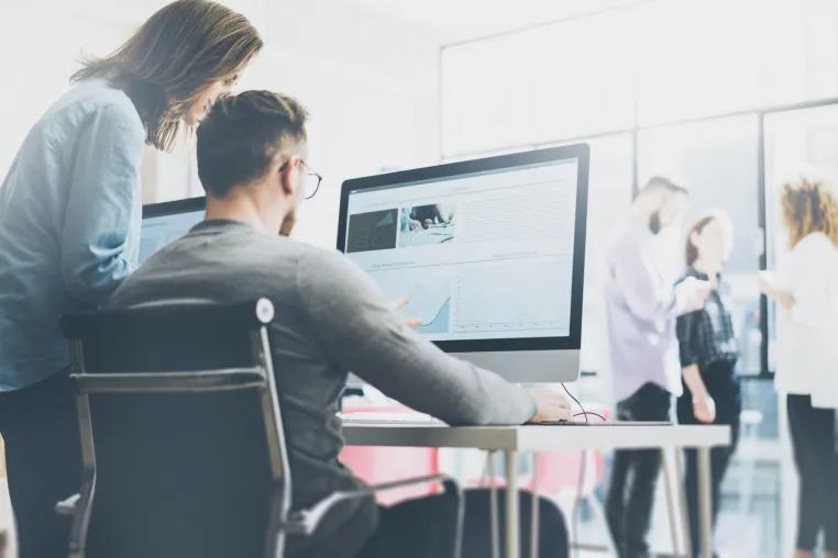 Bild: Smart vernetzt: Neue Kooperation zwischen Infosim® und ExperTeach