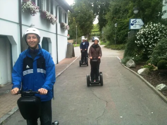 Begleitete Segway®-Vermietung am Bodensee - Neues Ferienangebot in Uhldingen-Mühlhofen Bild: Begleitete Segway®-Vermietung am Bodensee - Neues Ferienangebot in Uhldingen-Mühlhofen