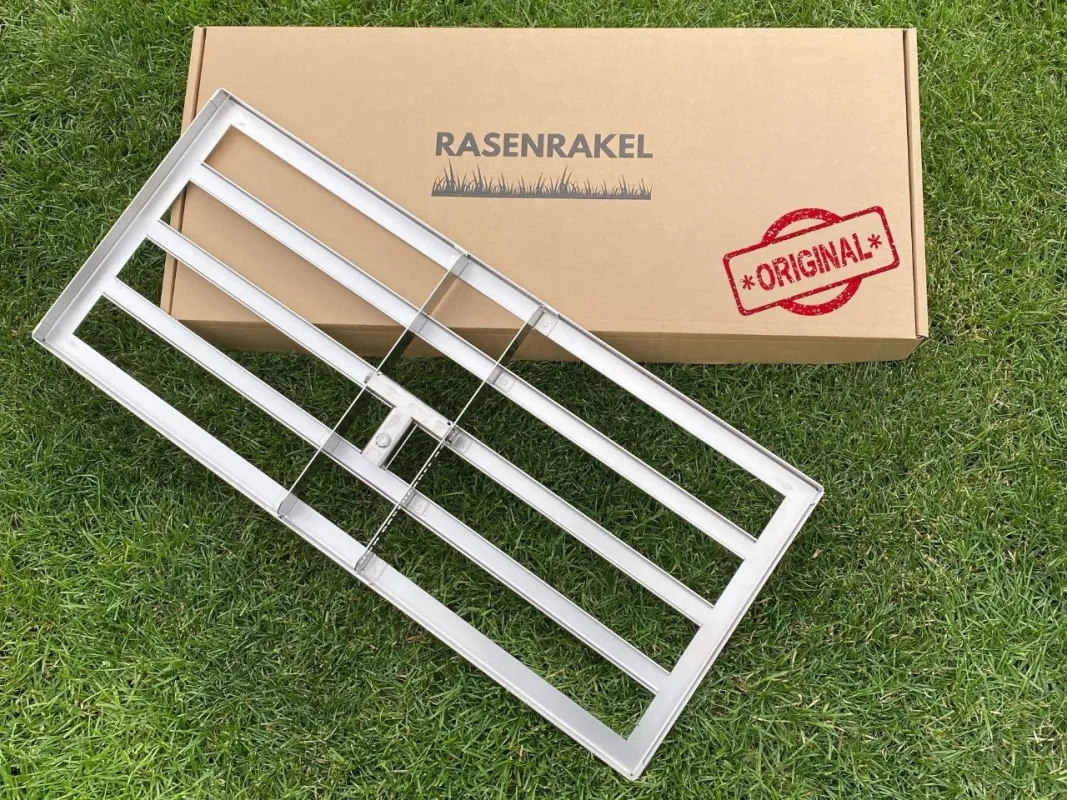 Der Original RISISANI Rasenrakel (© RISISANI)