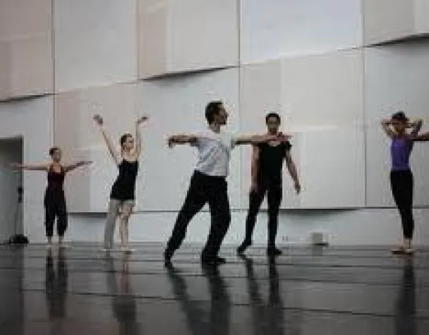 Bild: ERÖFFNUNG: TANZSCHULE MOVIMIENTOS - ERIC MIOT & KARIN SOLANA BRENNAN