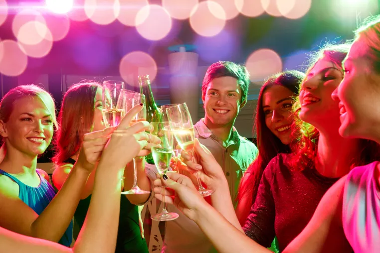 Bild: Geringer Umsatz & wenig Besucher? So macht Ihr das Vereinsfest zum absoluten Eventmagnet