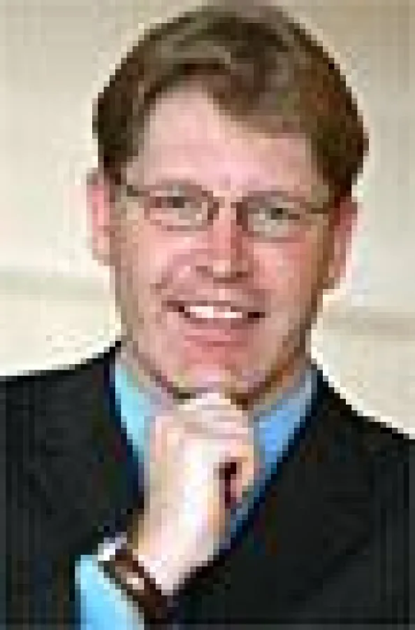 Christian Giesen, Pressesprecher Fitch Ratings (Deutschland), Frankfurt/Main.