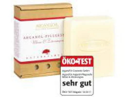Ist fair hergestellte Kosmetik auch wirklich fair und unbedenklich? ÖKO-TEST hat 19 Pflegeprodukte unter Bild: Ist fair hergestellte Kosmetik auch wirklich fair und unbedenklich? ÖKO-TEST hat 19 Pflegeprodukte unter