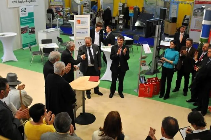 „Für jeden was dabei“ – der Wirtschaftsraum Augsburg präsentierte seine vielseitige Immobilienlandschaft Bild: „Für jeden was dabei“ – der Wirtschaftsraum Augsburg präsentierte seine vielseitige Immobilienlandschaft