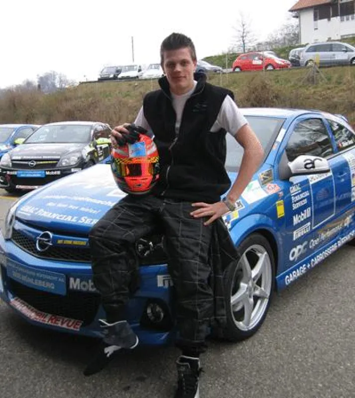 Oliver mit Opel ASTRA OPC