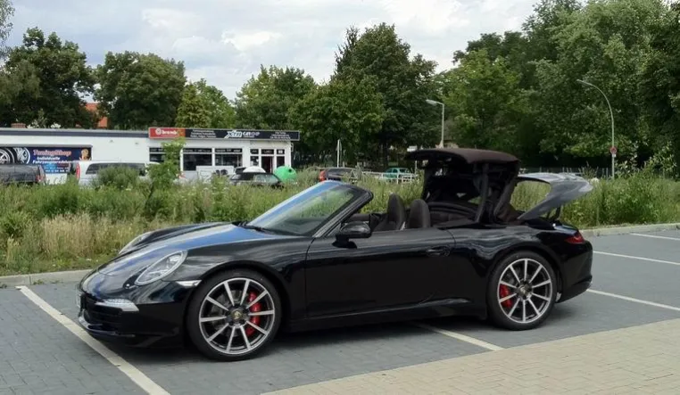 Bild: SmartTOP Verdecksteuerung für das neue Porsche Carrera Cabrio jetzt erhältlich