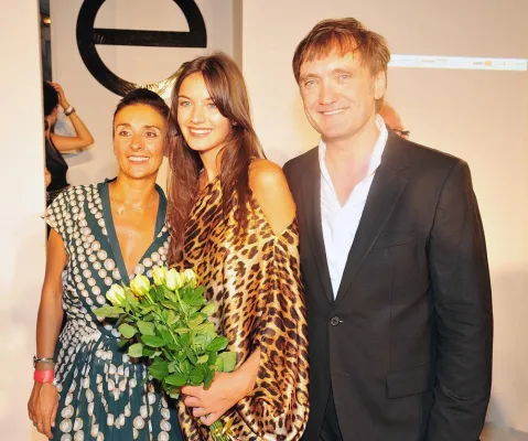 Bild: Die Villacherin Daniela Olsacher, Roberto Cavalli und ihr Traumjob Model