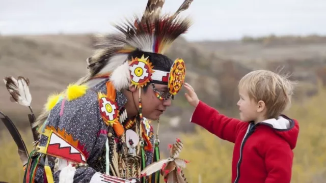 Bild: Die Geschichte lebendig halten - die Zukunft feiern
