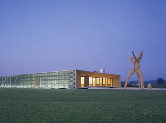 Bild: Relaxt zum Traumhaus – in der HausSchneiderei von BAUFRITZ