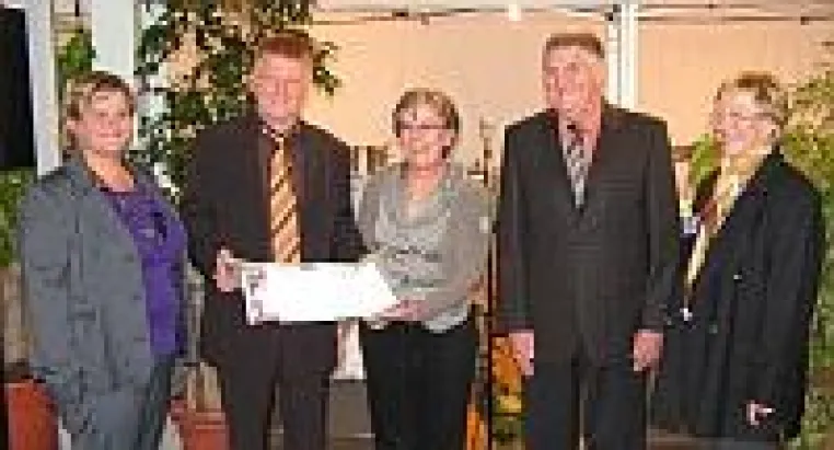 Bild: Mann GmbH feiert Einweihung des neuen Verwaltungsgebäudes
