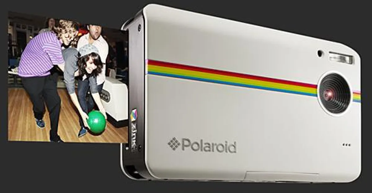 Die digitale Sofortbildkamera Z2300 ist das neue Party-Produkt der Marke Polaroid