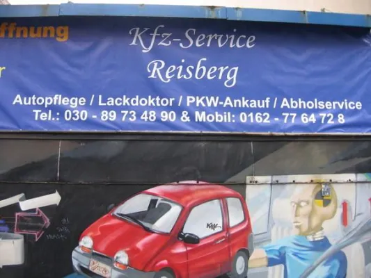 Berlins Autofahrer atmen auf - KFZ-Concierge regelt alle PKW-Angelegenheiten Bild: Berlins Autofahrer atmen auf - KFZ-Concierge regelt alle PKW-Angelegenheiten