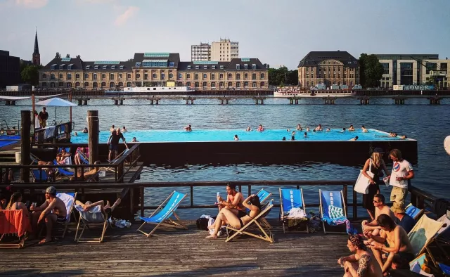 Bild: Heißer Citytrip feuchtfröhlich – Die coolsten Stadt-Gewässer für ordentlich Sommer-Action