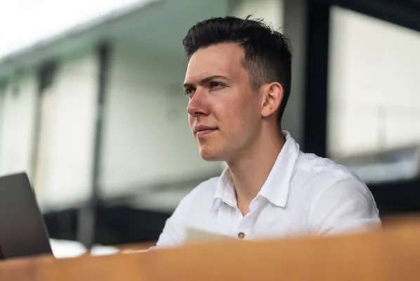 Über 1.500 Kunden bestätigen sehr gute Erfahrungen mit dem Amazon FBA Coaching von Nicklas Spelmeyer Bild: Über 1.500 Kunden bestätigen sehr gute Erfahrungen mit dem Amazon FBA Coaching von Nicklas Spelmeyer