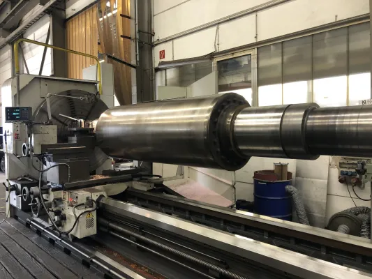 Bild: innojoin GmbH – Laser Auftragsschweißen von Grauguss