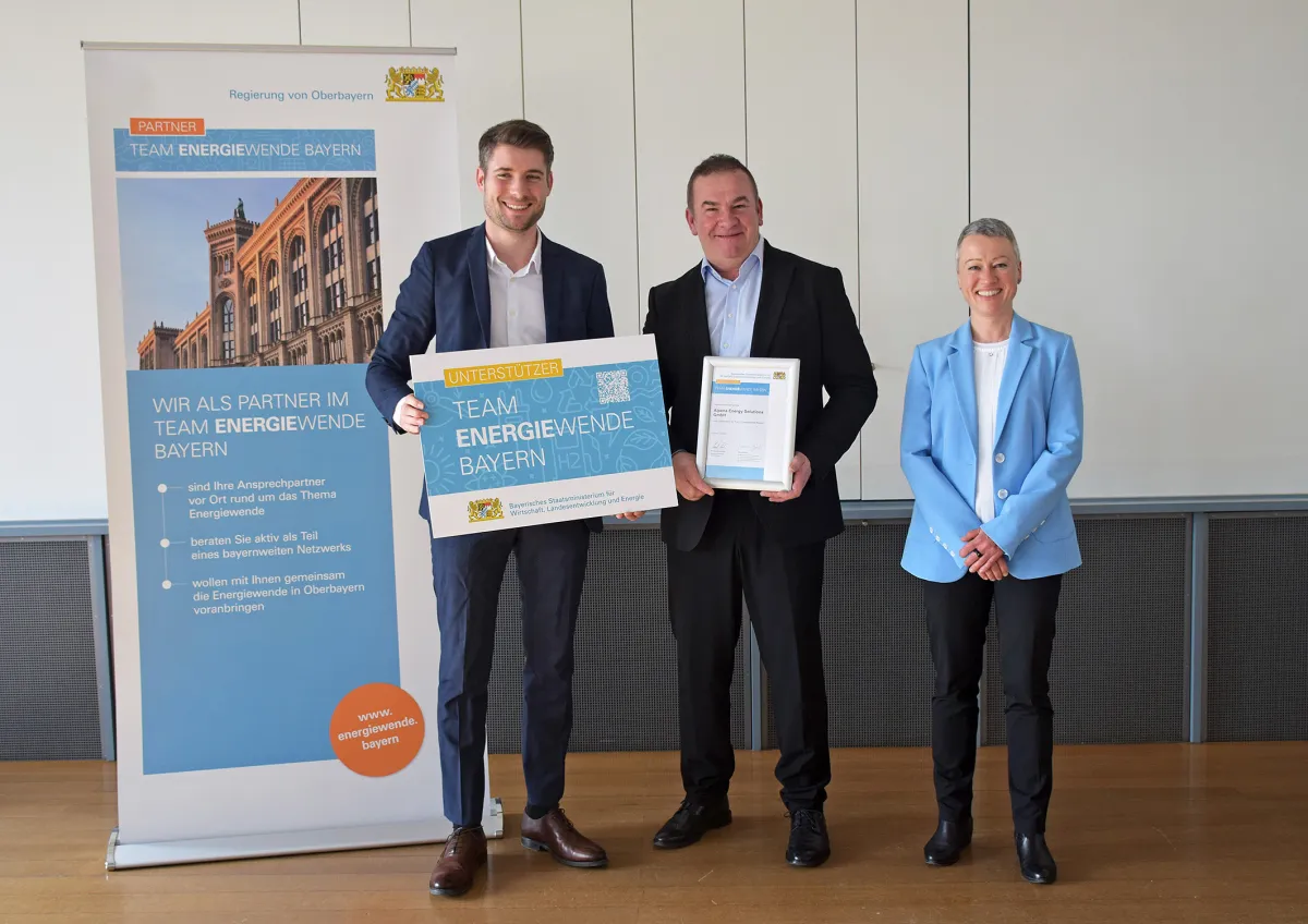 Ernennung entgegen genommen von Alexander Kain und Maximilian Scharf (© ALPENA ENERGY SOLUTIONS )