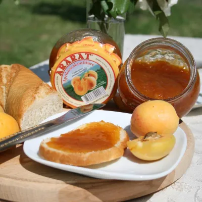 Bild: Die „prunus armeniaca“ aus dem Aprikosenland Armenien