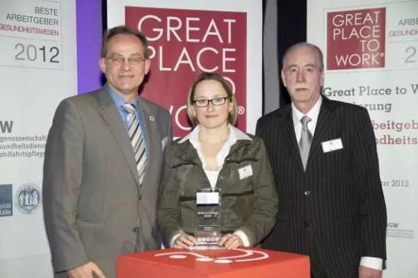 Beste Arbeitgeber im Gesundheitswesen 2012: Klinik im Kurpark aus Bad Rothenfelde bundesweit unter „Top 4“ Bild: Beste Arbeitgeber im Gesundheitswesen 2012: Klinik im Kurpark aus Bad Rothenfelde bundesweit unter „Top 4“