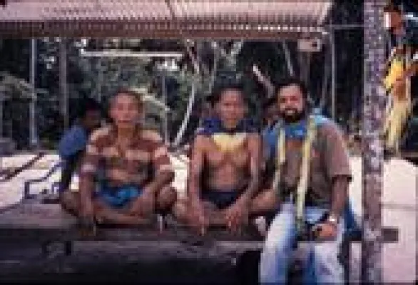 No Man Is An Island – SCIENCE berichtet über Simron Singh, Sozialwissenschafter & Helfer für die Nikobaren nach dem Tsunami Bild: No Man Is An Island – SCIENCE berichtet über Simron Singh, Sozialwissenschafter & Helfer für die Nikobaren nach dem Tsunami