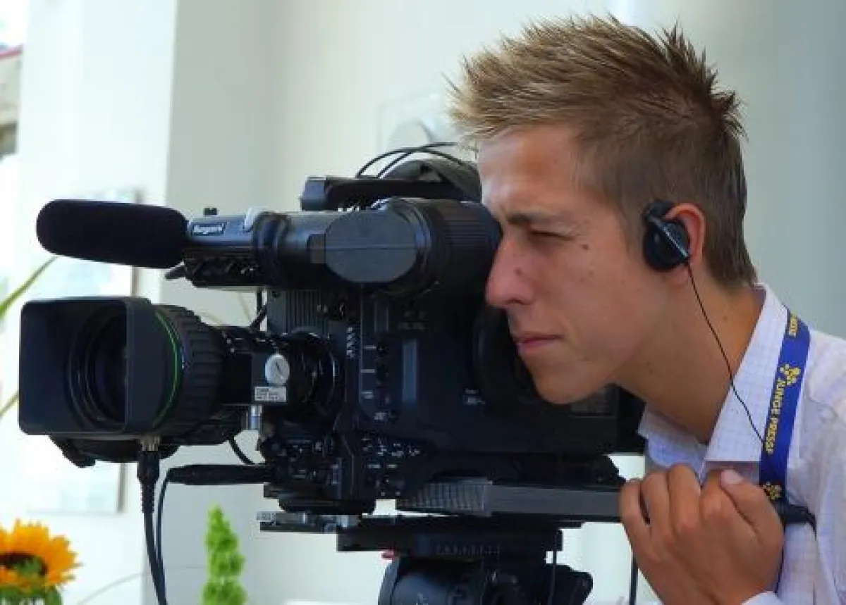 In diesem Jahr sind die Medieninteressierten aufgefordert selbst Fernsehbeiträge mit Profis zu gestalten.