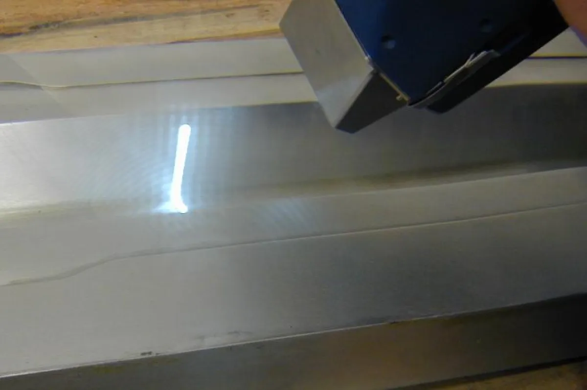 Restlos überzeugend - Formenreinigung mit cleanLASER