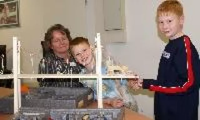 Bild: Grundschule am Reuenberg, Essen, startet mit "KiTec - Kinder entdecken Technik"