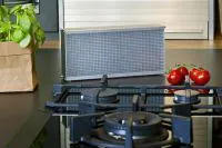 Küche und Kochen: Neuer Luftreiniger von Distelkamp-Electronic filtert Rest-Fettpartikel aus Küchenduns Bild: Küche und Kochen: Neuer Luftreiniger von Distelkamp-Electronic filtert Rest-Fettpartikel aus Küchenduns