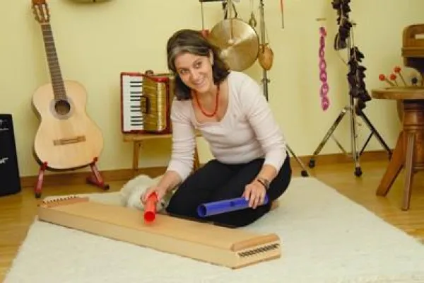 Bild: Musiktherapeutische Behandlung bei Kinderleben
