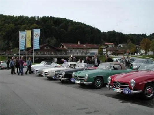 Bild: 3. Internationales Mercedes-Benz SL 190 Treffen zu Besuch im Chiemgau