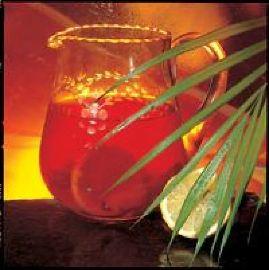 Egal wo: Sangria und ein köstliches spanisches Menü wecken das Urlaubsfeeling