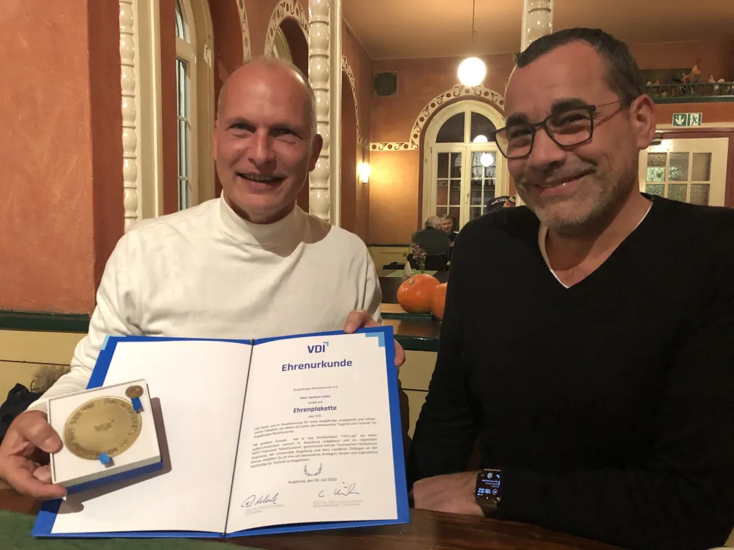 v.l.: Jochen Lueder, David Abele  (© Georg Muschik, VDI)
