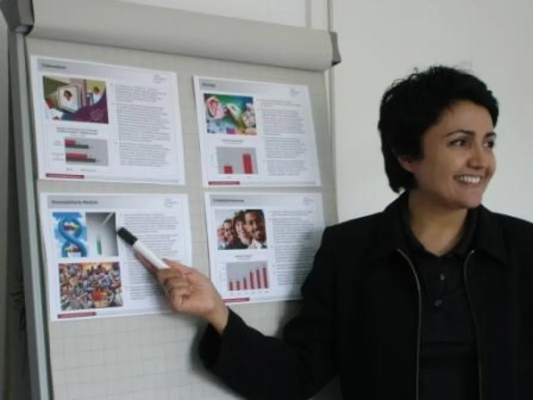 Dr. Zarmina Penner
