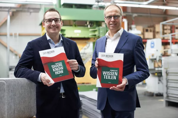 Bild: Alles über Formvlies: Becker veröffentlicht Nachschlagewerk zu dem Trend-Material für die Möbelbranche