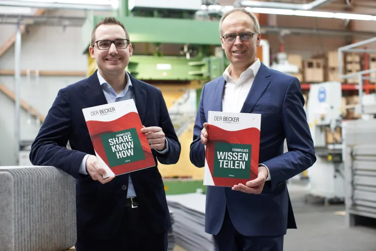 Bild: Alles über Formvlies: Becker veröffentlicht Nachschlagewerk zu dem Trend-Material für die Möbelbranche