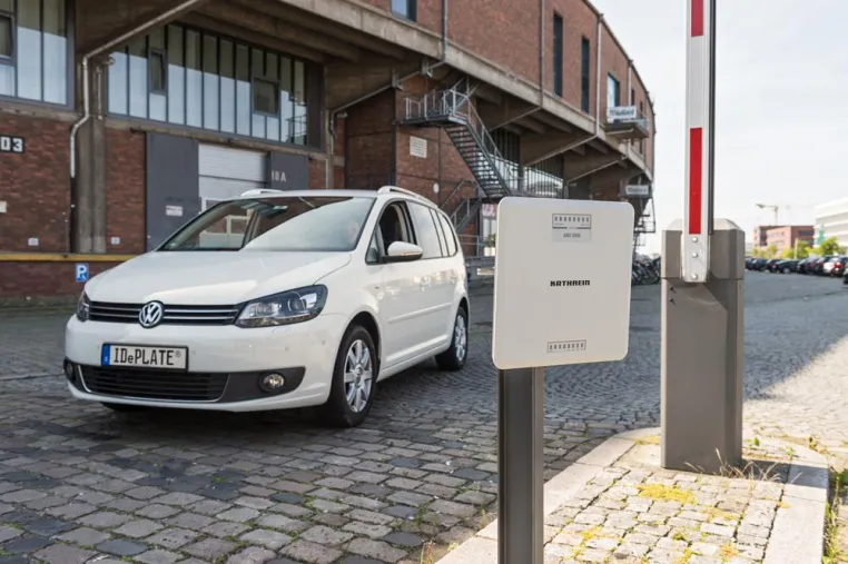 Bild: Kathrein RFID und Tönnjes E.A.S.T. schließen Kooperationsvertrag