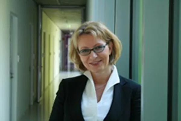 Bild: Prof. Dr. Julia Kormann ist neue Vizepräsidentin der Hochschule Neu-Ulm