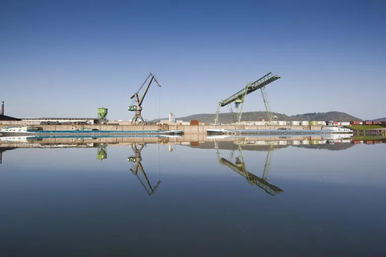 Bild: Bonner Hafen erweitert nochmals: Anfang 2015 kommt das Terminal Trier hinzu