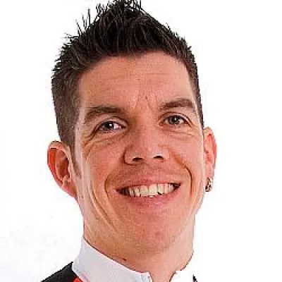 Afghanistan: Lebensgefährlich verletzter Soldat zu Gast in der WDR-Sendung "west.art" Bild: Afghanistan: Lebensgefährlich verletzter Soldat zu Gast in der WDR-Sendung "west.art"